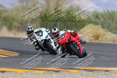 media/Oct-03-2022-Moto Forza (Mon) [[5f077a3730]]/Advanced Group/Session 3 (Turn 3)/